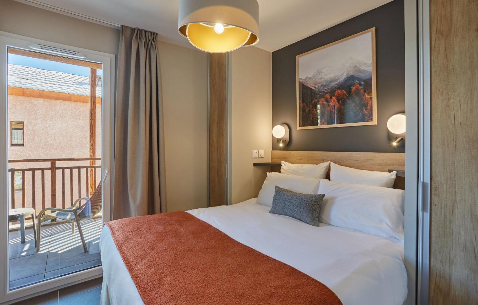 Residence Prestige Odalys Le Mont D'โอรง ภายนอก รูปภาพ