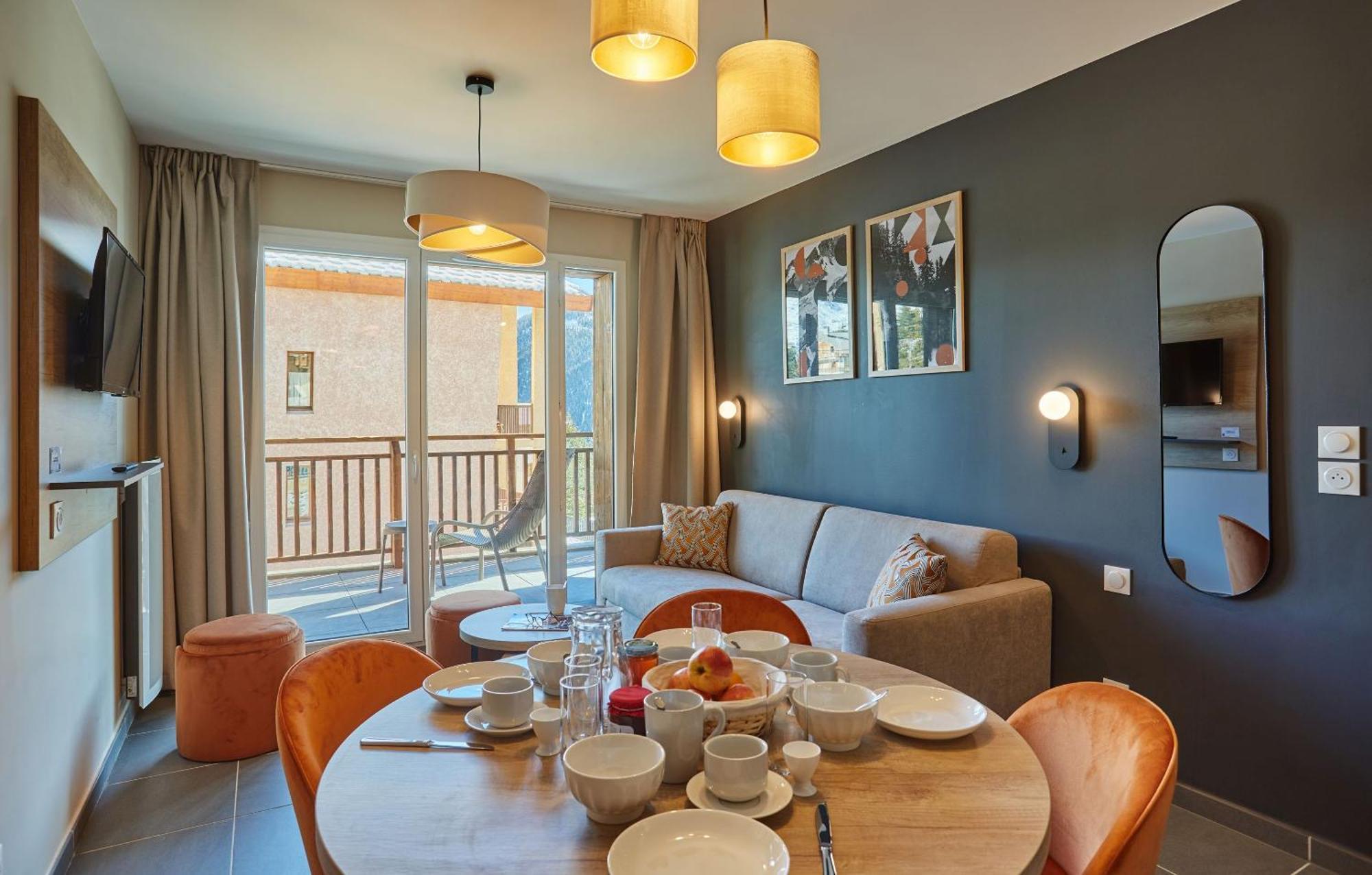 Residence Prestige Odalys Le Mont D'โอรง ภายนอก รูปภาพ