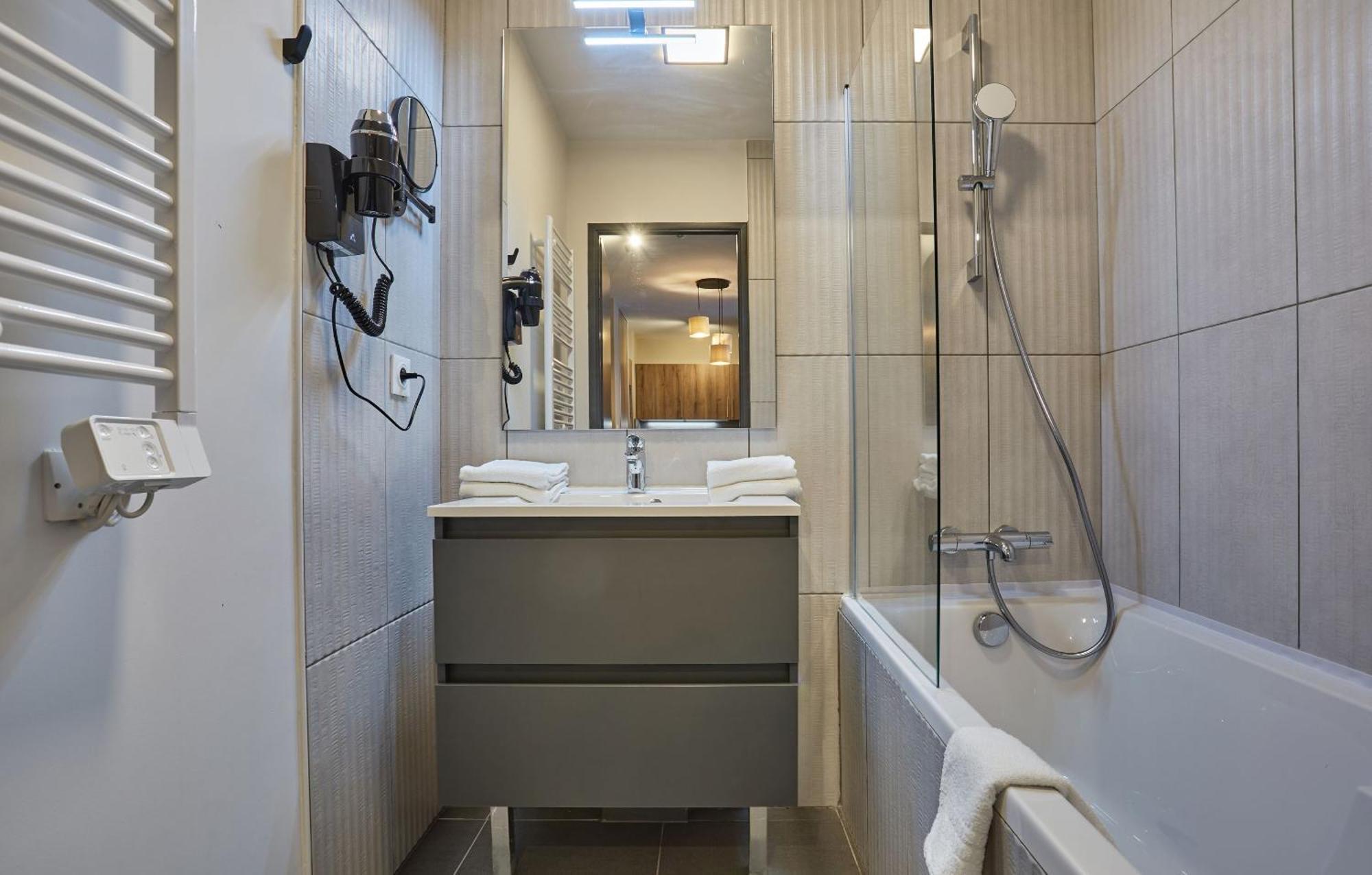 Residence Prestige Odalys Le Mont D'โอรง ภายนอก รูปภาพ